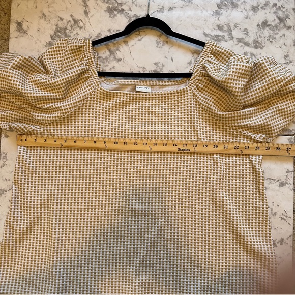 Women’s Top Size 3X White and Gold Camel Checkered Balloon Sleeves AVA &VIV - Picture 6 of 9